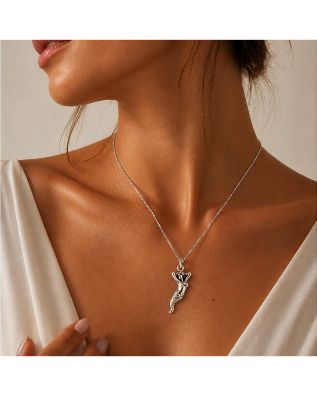 Unaloe Metallic Blindfolded Goddess Lucky Horn Necklace