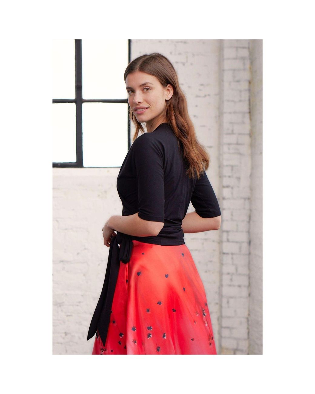 Marianna Déri Black Wrap Top