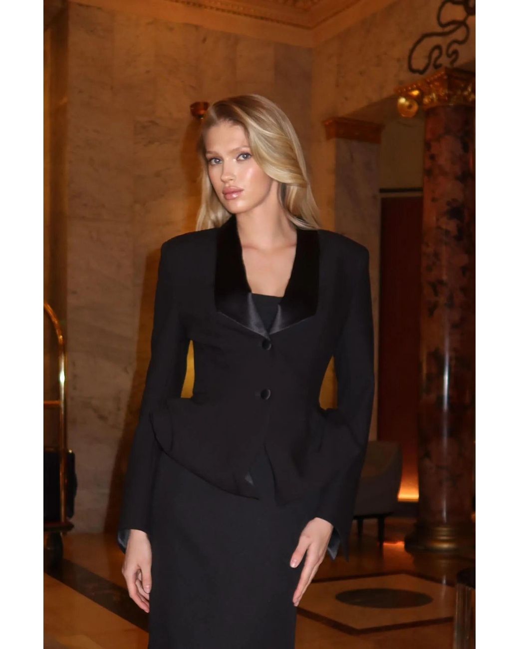POST MERIDIEM Black Jacket With An Airy Peplum