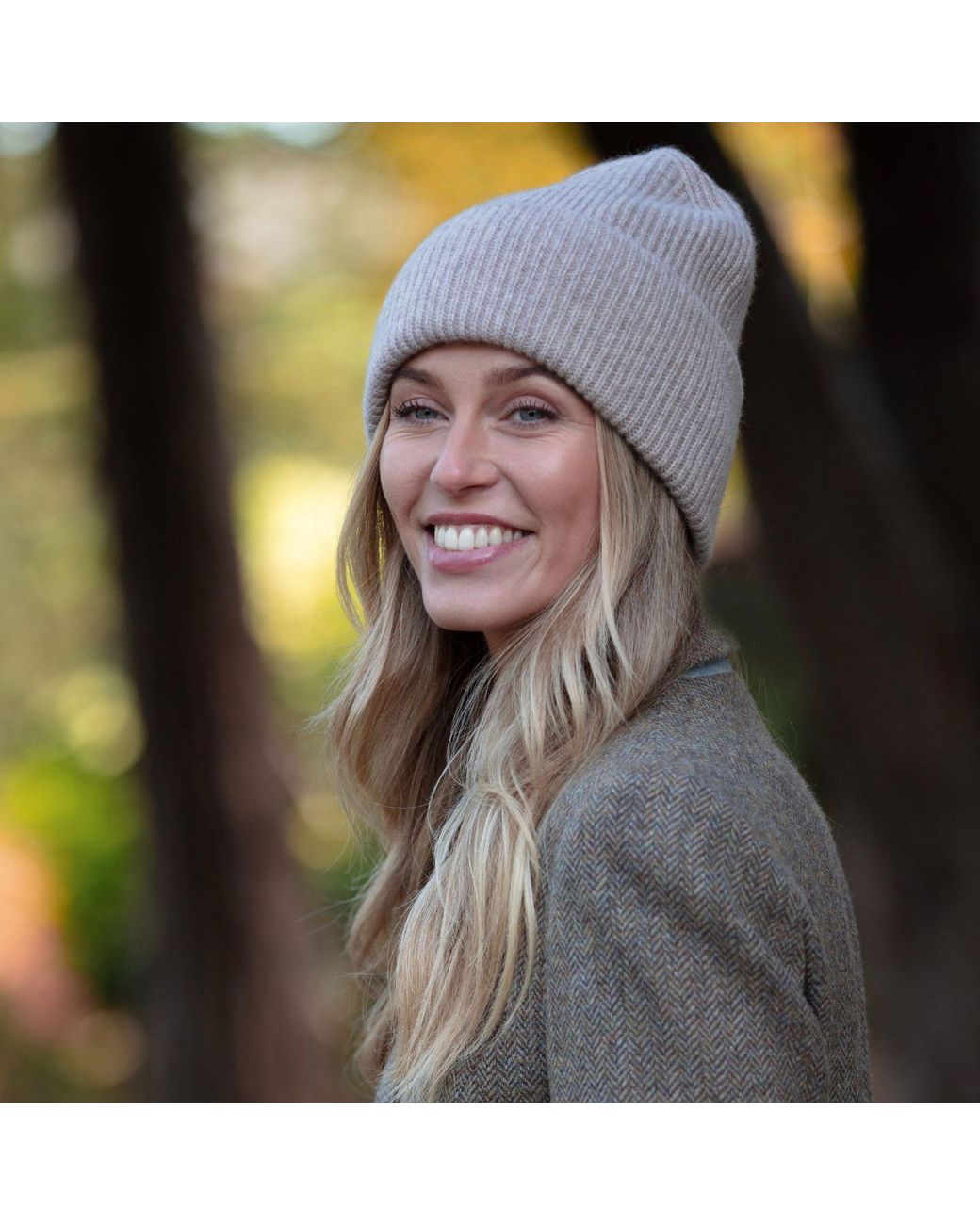 Cove Gray Cashmere Ribbed Fawn Beanie