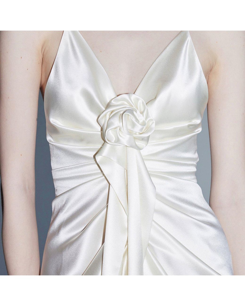 Belsize25 White Rosa Series – Acetate Draped Dress With Handmade Rose Detail