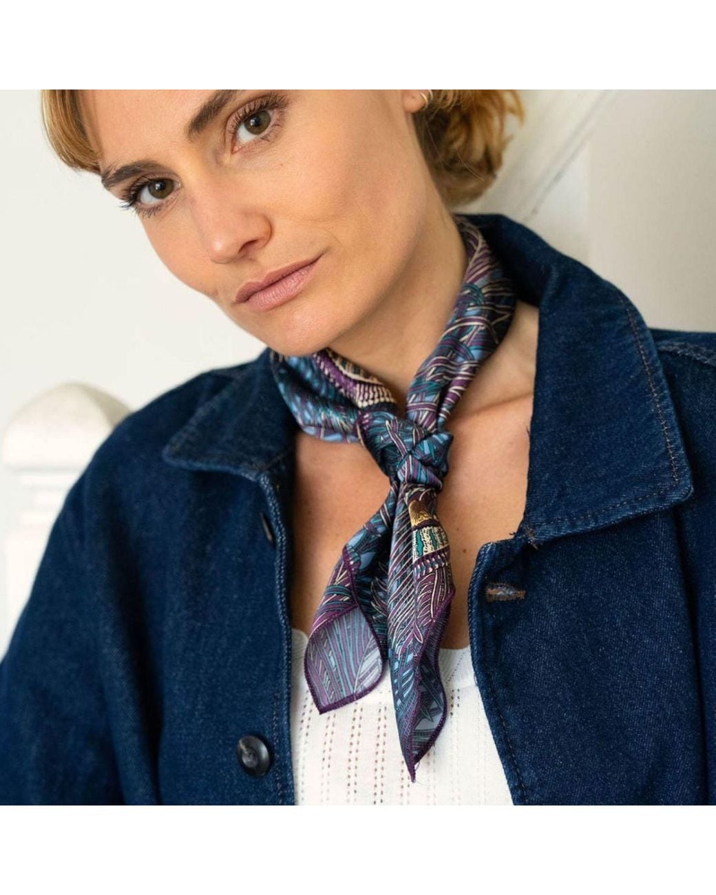 LE COLONEL Blue Liberty Queen Hera Silk Square