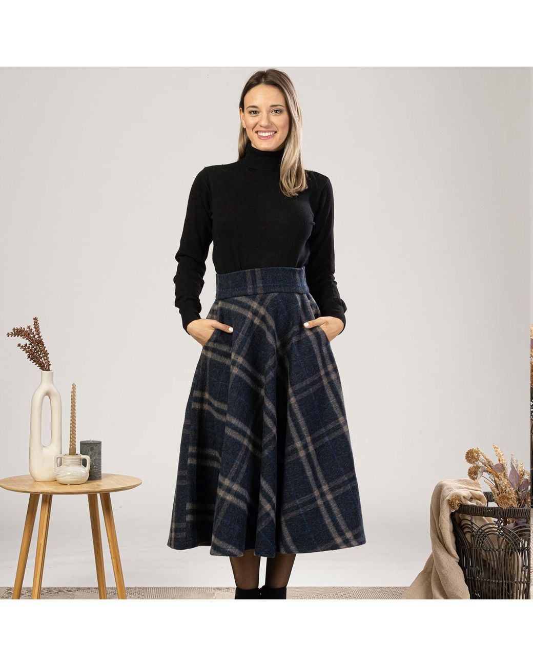 Nikka Place Blue Wool Midi Tartan Skirt With High Waist & Pockets