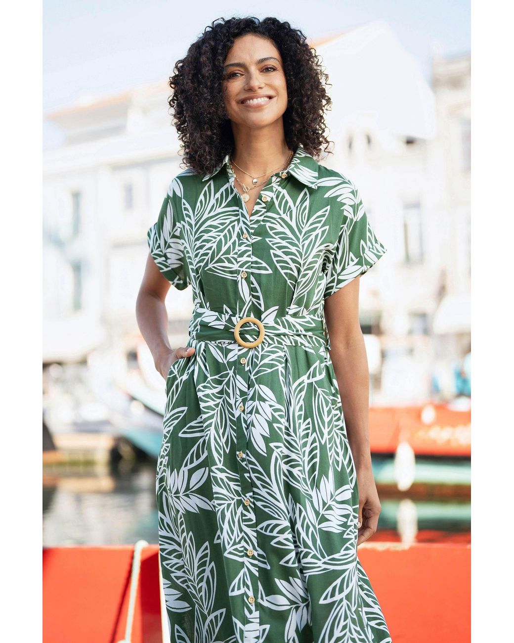 Yumi' Green Leaf Print Viscose Relaxed Midi Shirt Dress