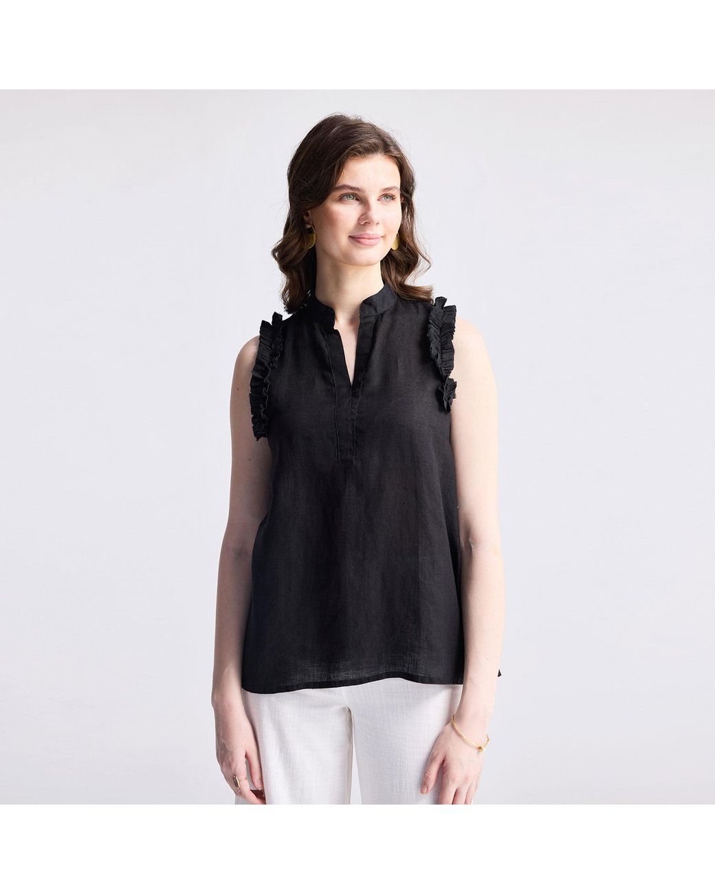 REISTOR Black Sleeveless Hemp Top With Ruffles