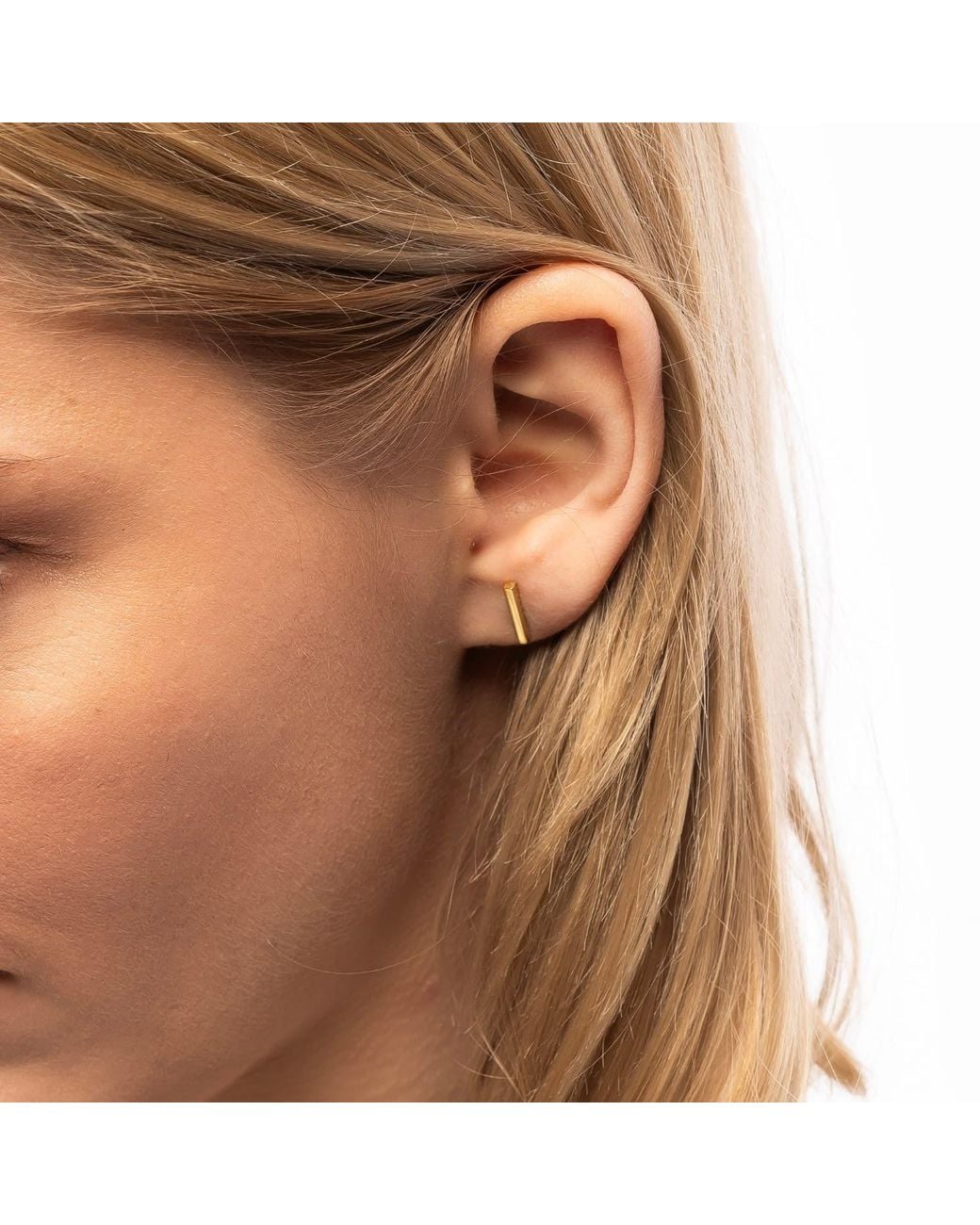 Spero London Metallic Bar Stud Plain Earring Sterling