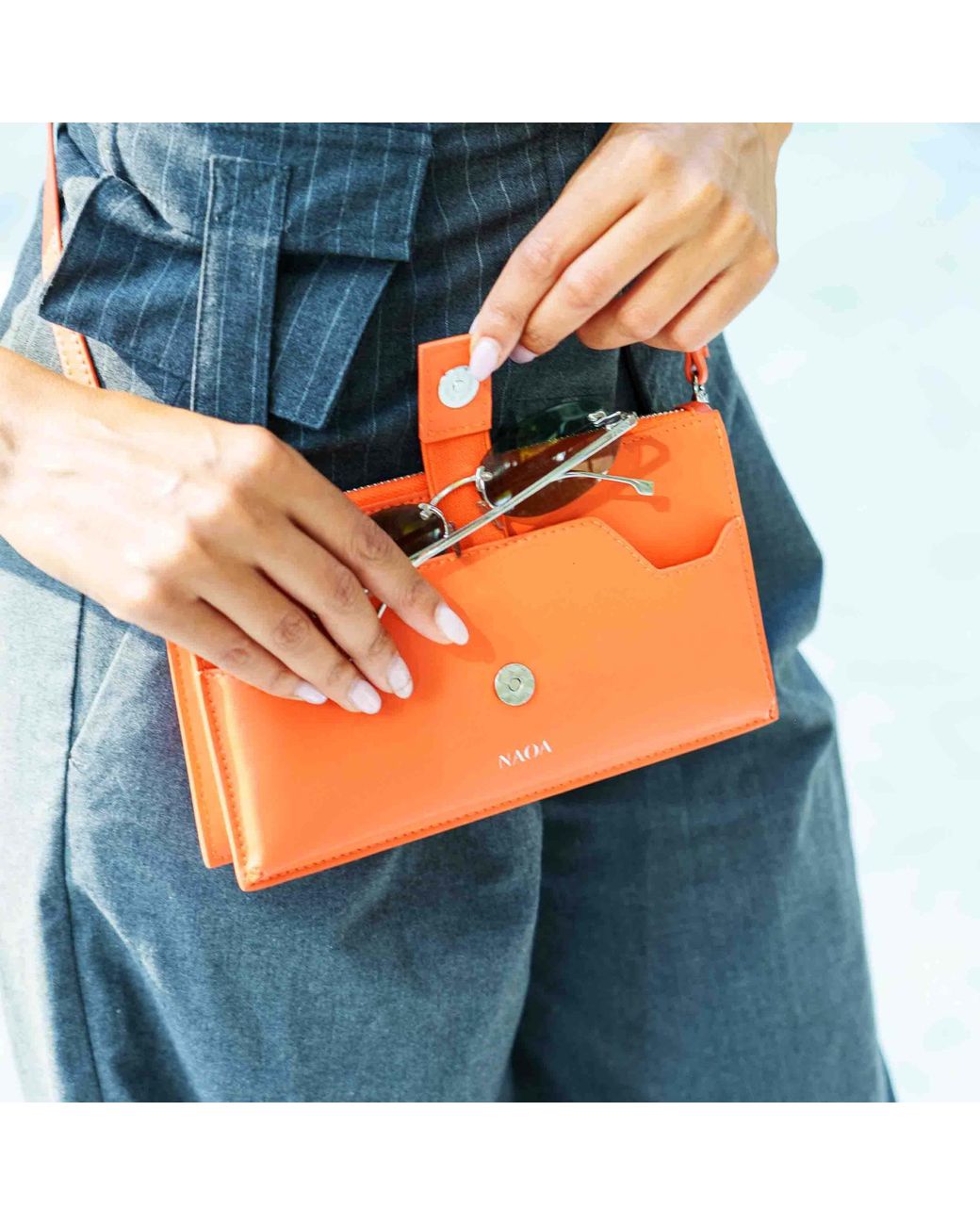Naoa Orange Lunette+ Apple Leather Crossbody
