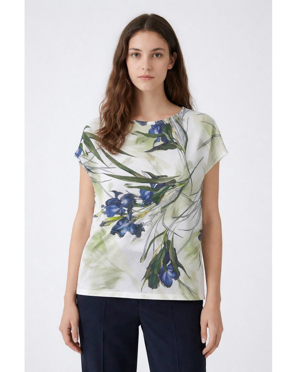 Conquista Gray Floral Print Short-Sleeve Top With Soft Draped Fit