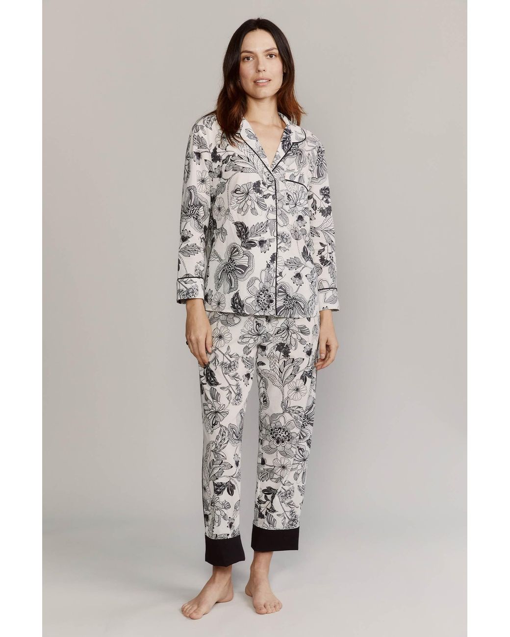 Kato White Broad Beach Noire Floral Cotton Pajamas