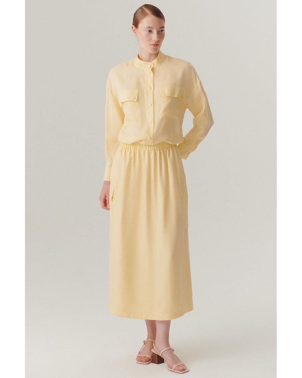 Exquise White Elastic Waist Midi Skirt