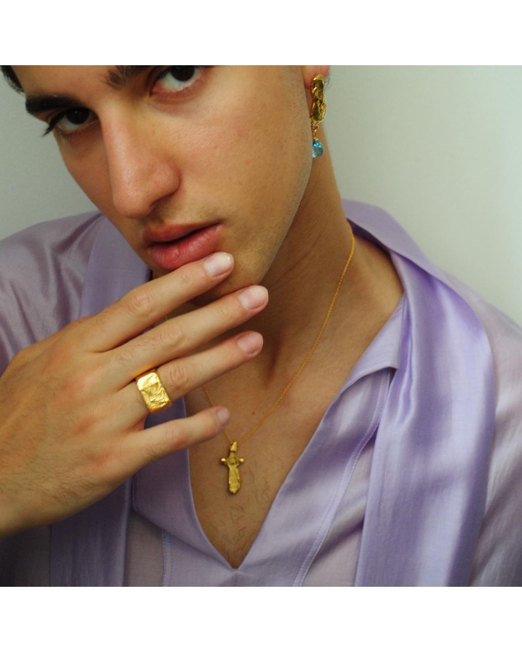 De Roms Metallic The Covenant Molten Cross Necklace