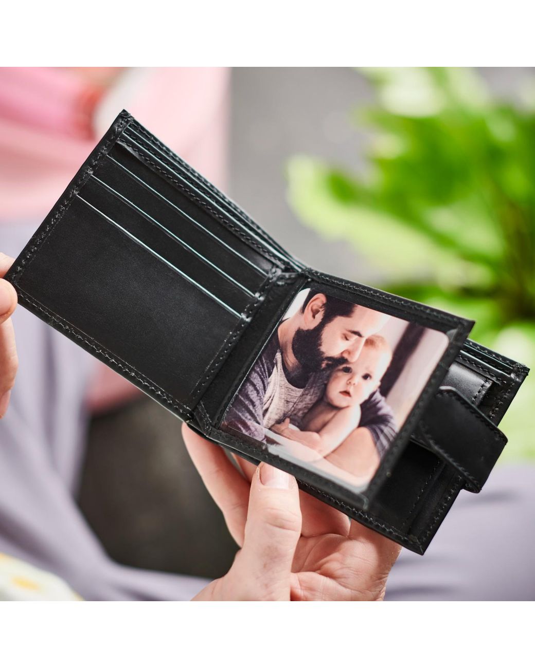 VIDA VIDA Black Vida Leather Tri Fold Wallet With Rfid for men