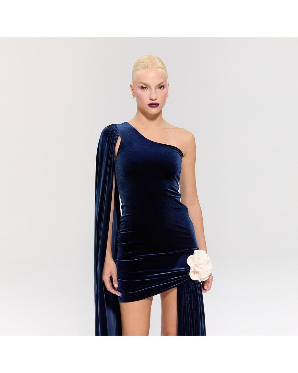 Nur Karaata Blue Empress Rose Dress