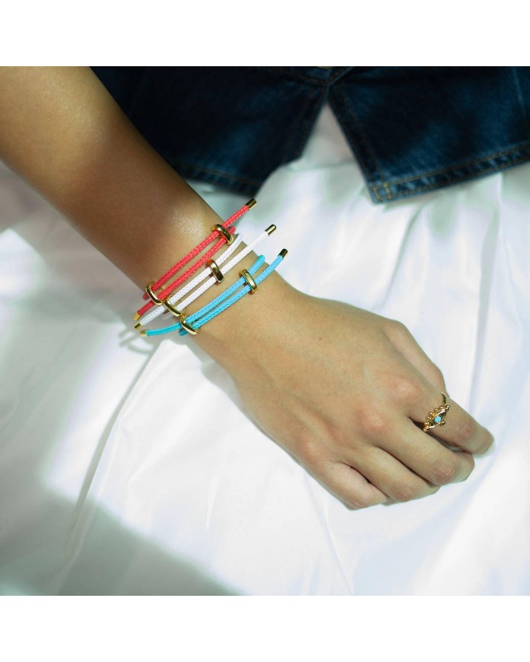 Ebru Jewelry Blue Glow Adjustable Rope Bracelet