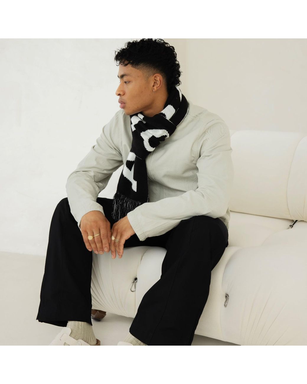 Arctic Fox & Co. Black The Arctic Fox Football Scarf