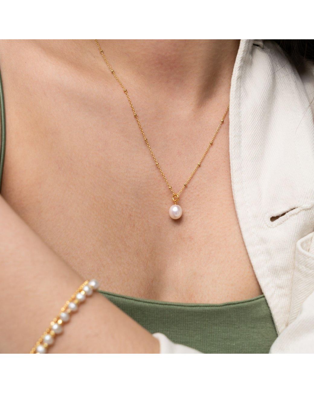 Dower & Hall Metallic Small Oval Luna Pearl Pendant