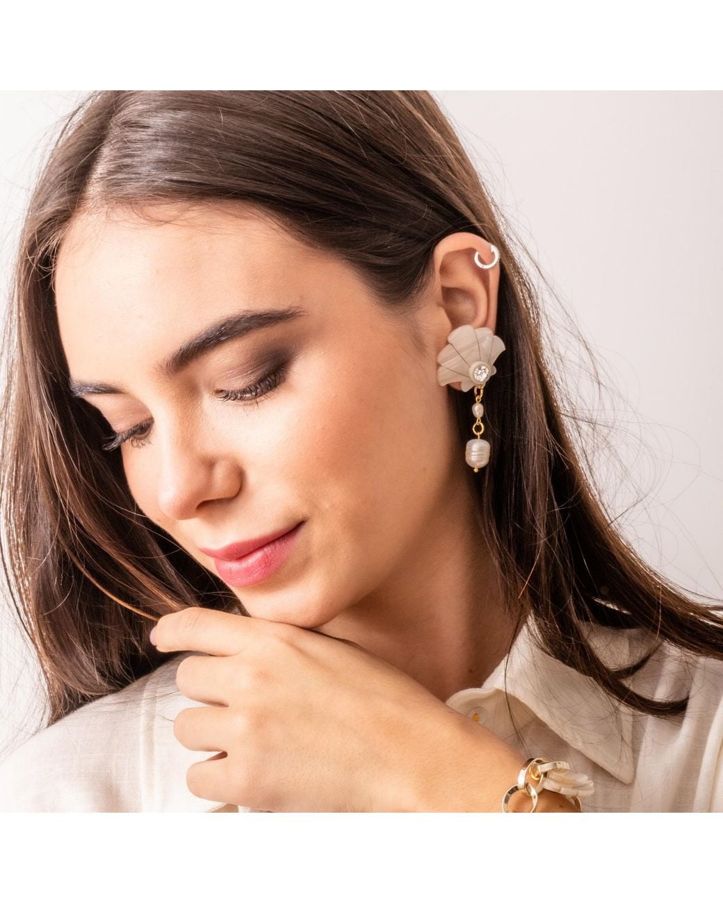 Gissa Bicalho Multicolor Neutrals Handmade Earring Shell And Pendant Pearl Clay