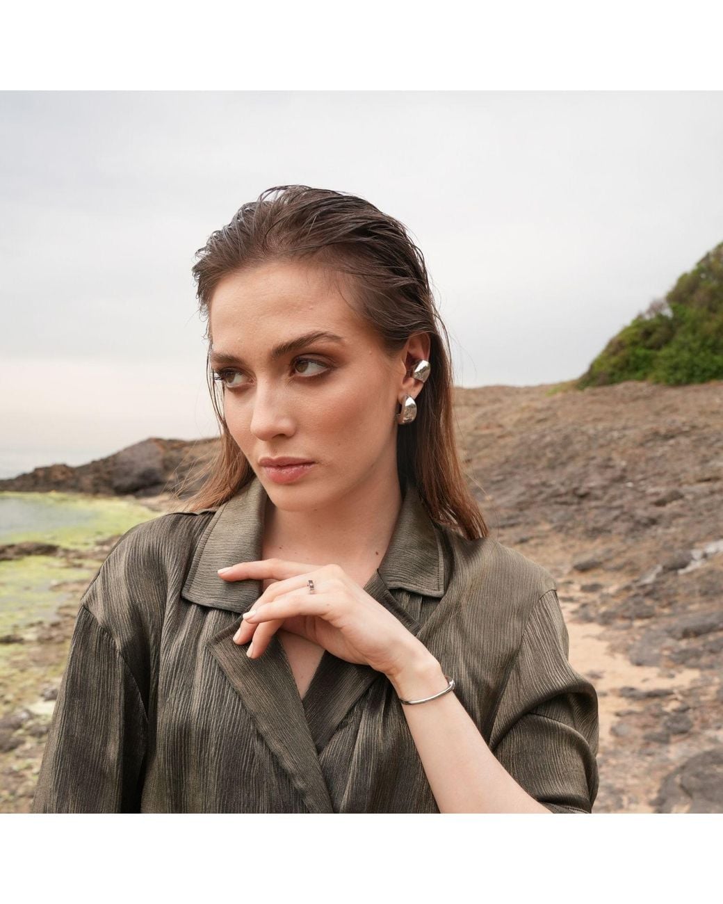 LINYA JEWELLERY White Jeni Big Ear Cuff