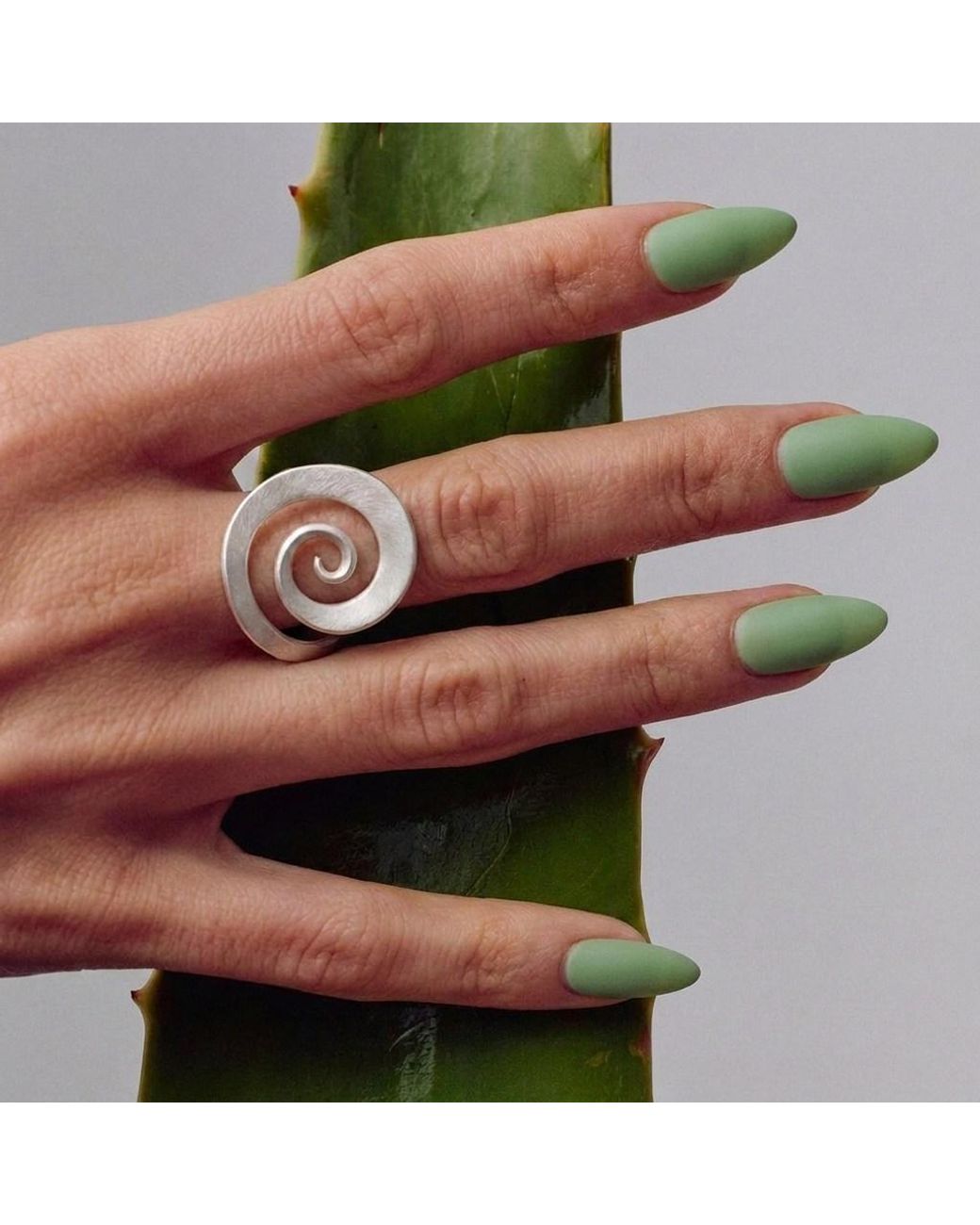 Ormiro Metallic Vortex Sterling Spiral Ring