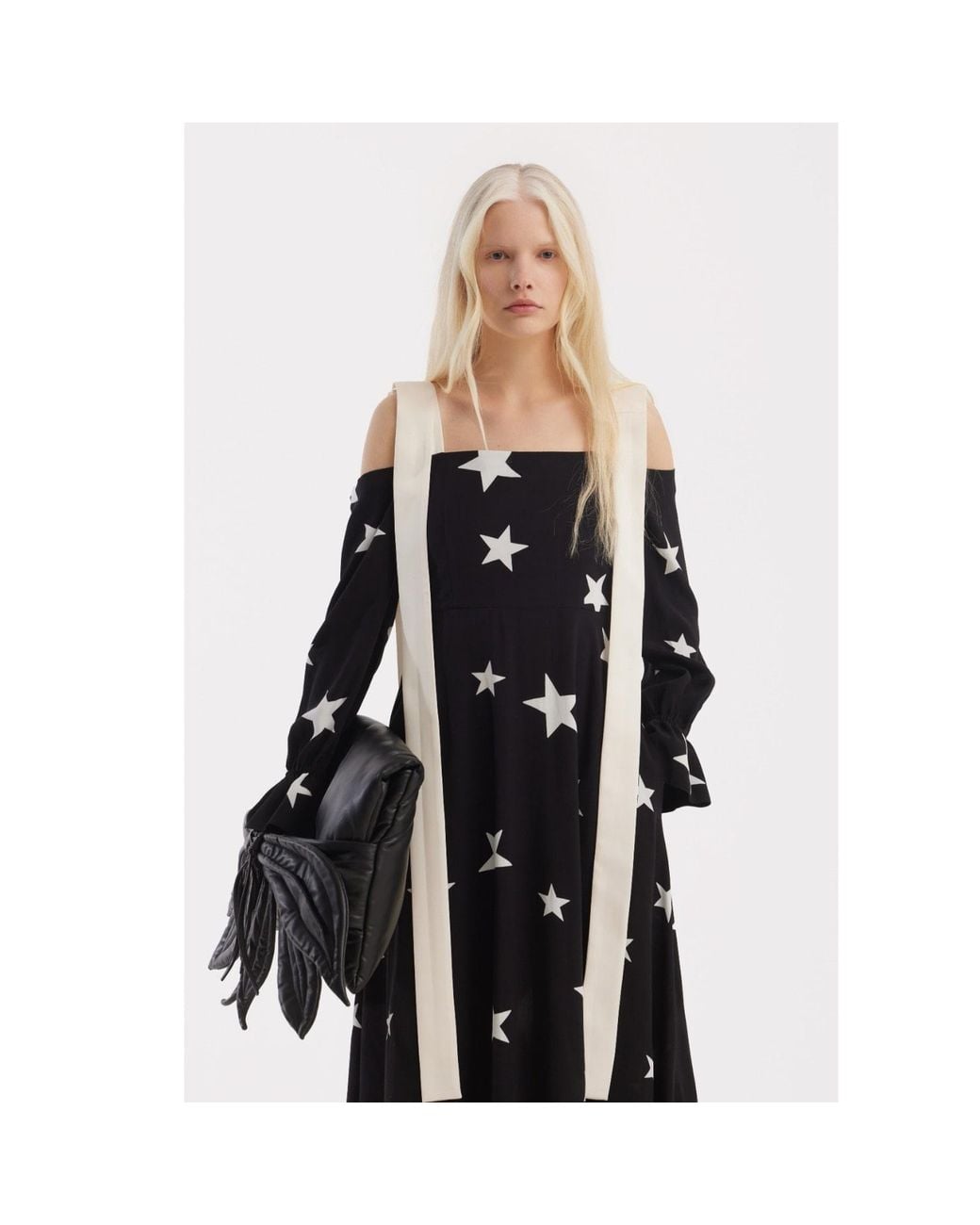 Julia Allert Blue Off-Shoulder Midi Dress With Contrast Straps – Print Stars