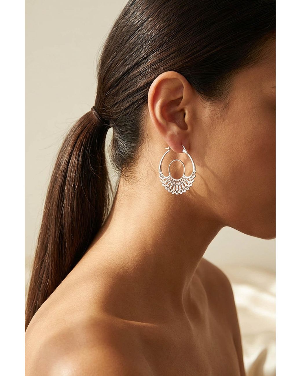 Astor & Orion Metallic Iris Sculptural Hoops Small