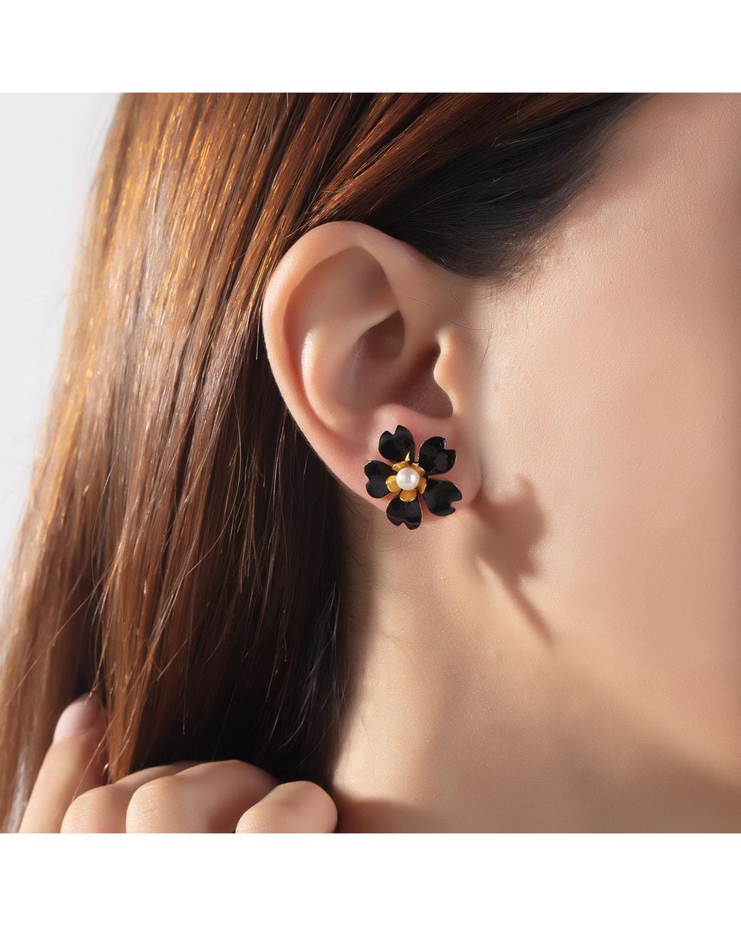 Milou Jewelry Black Buttercup Flower Earrings