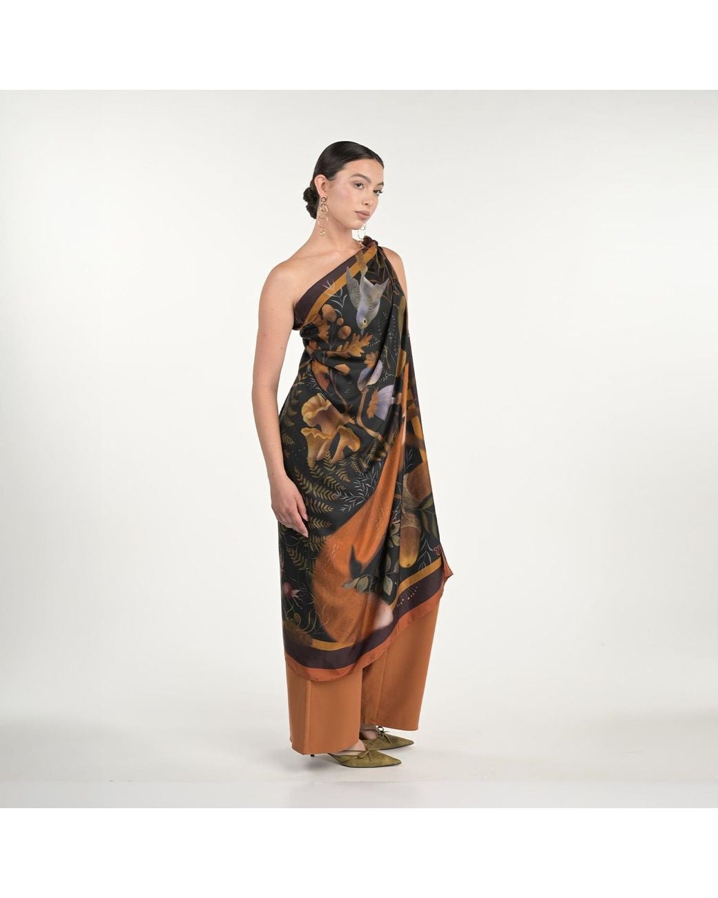 Silk&Soul Black Dark Fox Scarf