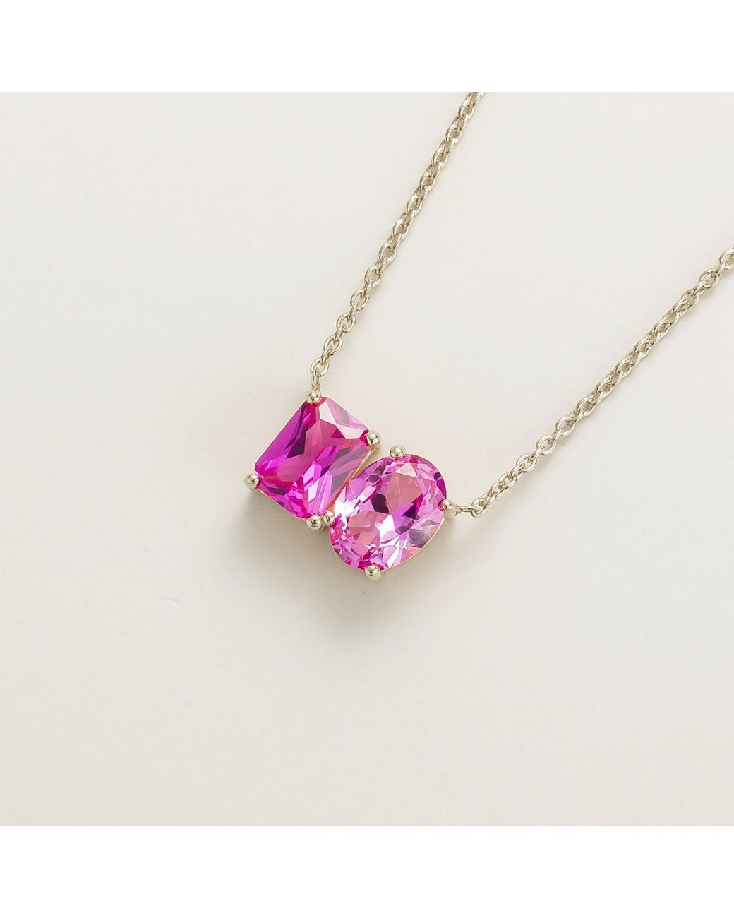 Juvetti Pink Buchon Necklace Set With Sapphire
