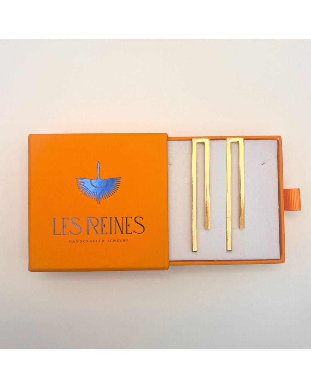 Les Reines Metallic Great Dignity