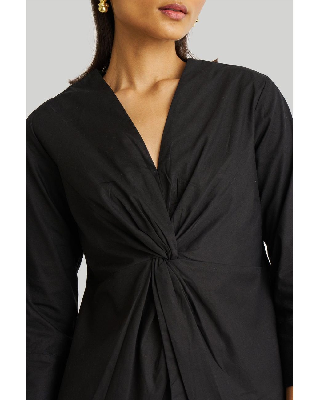 REISTOR Blue Front Twist Cotton Top