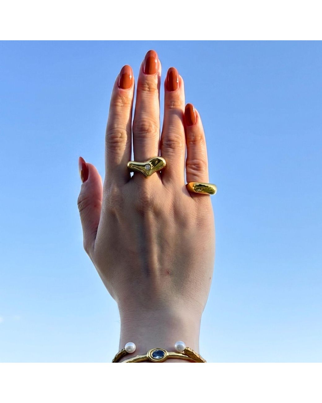 LINYA JEWELLERY Metallic Solstice Eye Detailed Adjustable Ring With Amorphous Stone