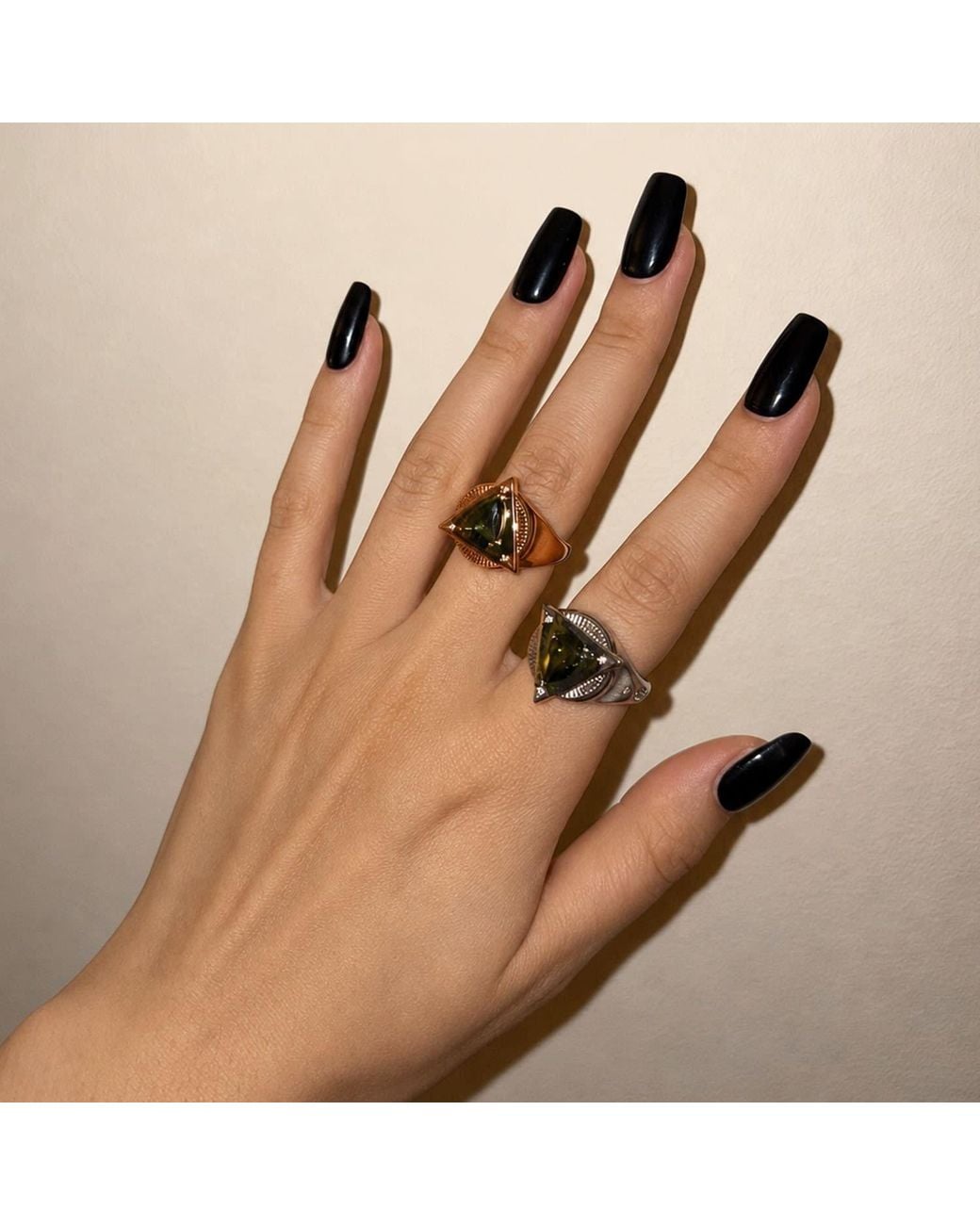 Qibai White Leo Zodiac Ring –