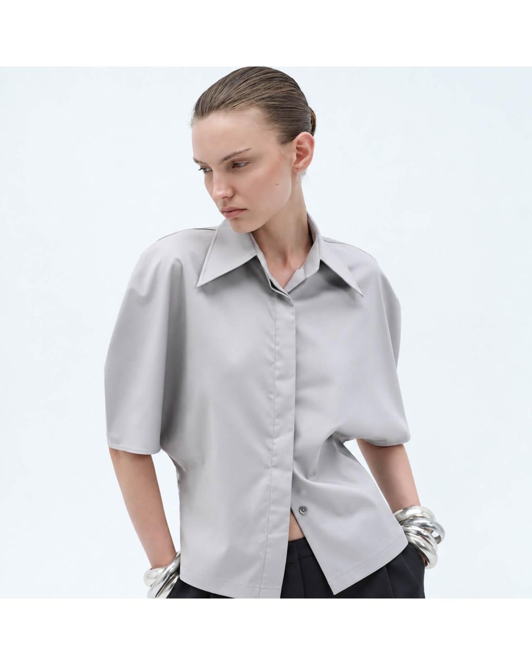 Elamins Gray Rounded Sleeve Button-Up Shirt