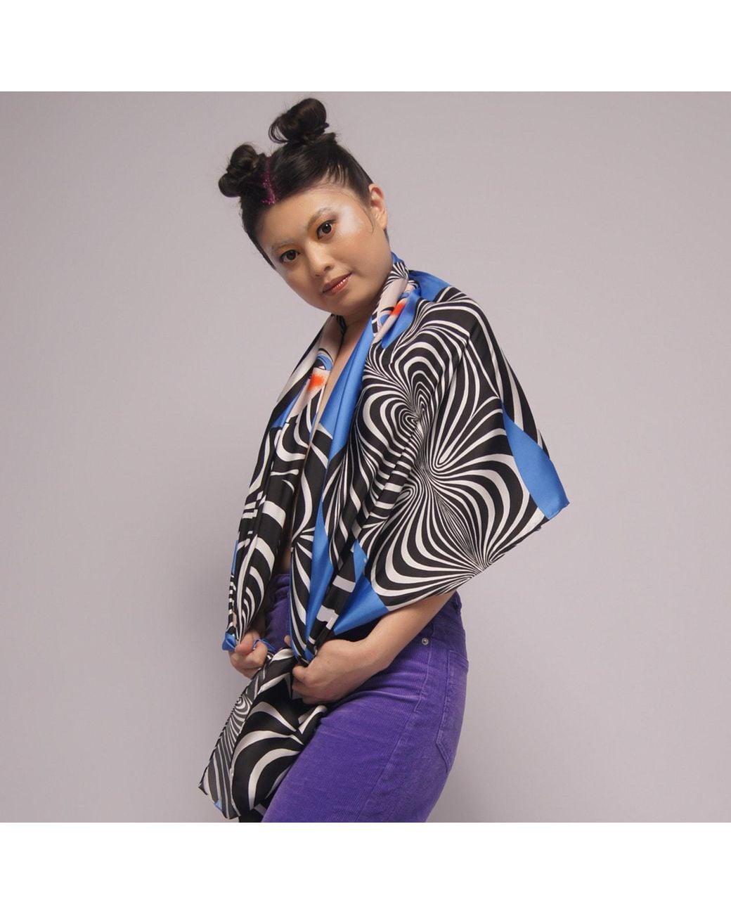 Momme Studio Blue Entrancing Individuals