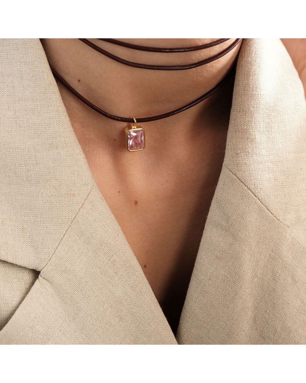 LINYA JEWELLERY Metallic Claret Leather Rope Crystal Stone Necklace Choker