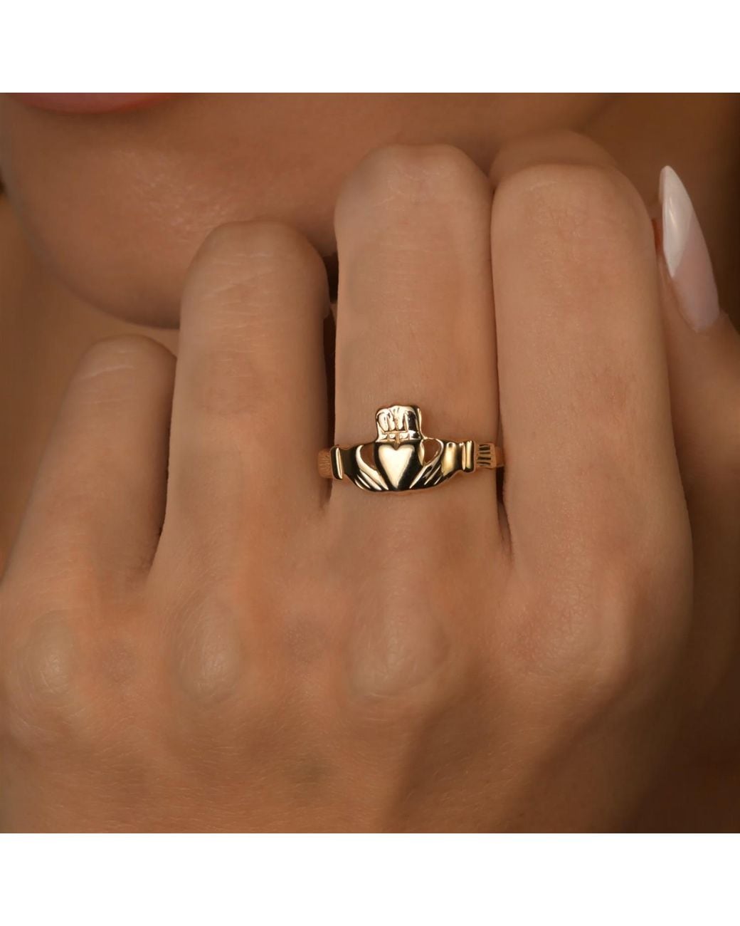 Von Treskow Metallic Luxe Claddagh Ring