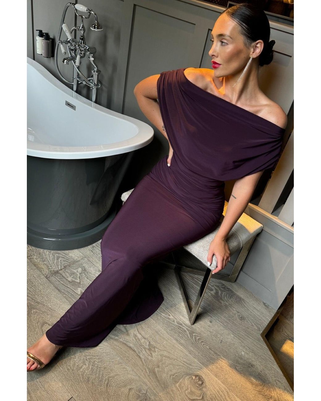 Atom Label Purple Platinum Gown
