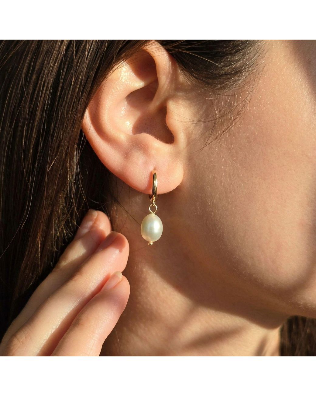 Sophelia Metallic Vermeil Pearl Mini Hoop Huggie Round Hoop Earrings