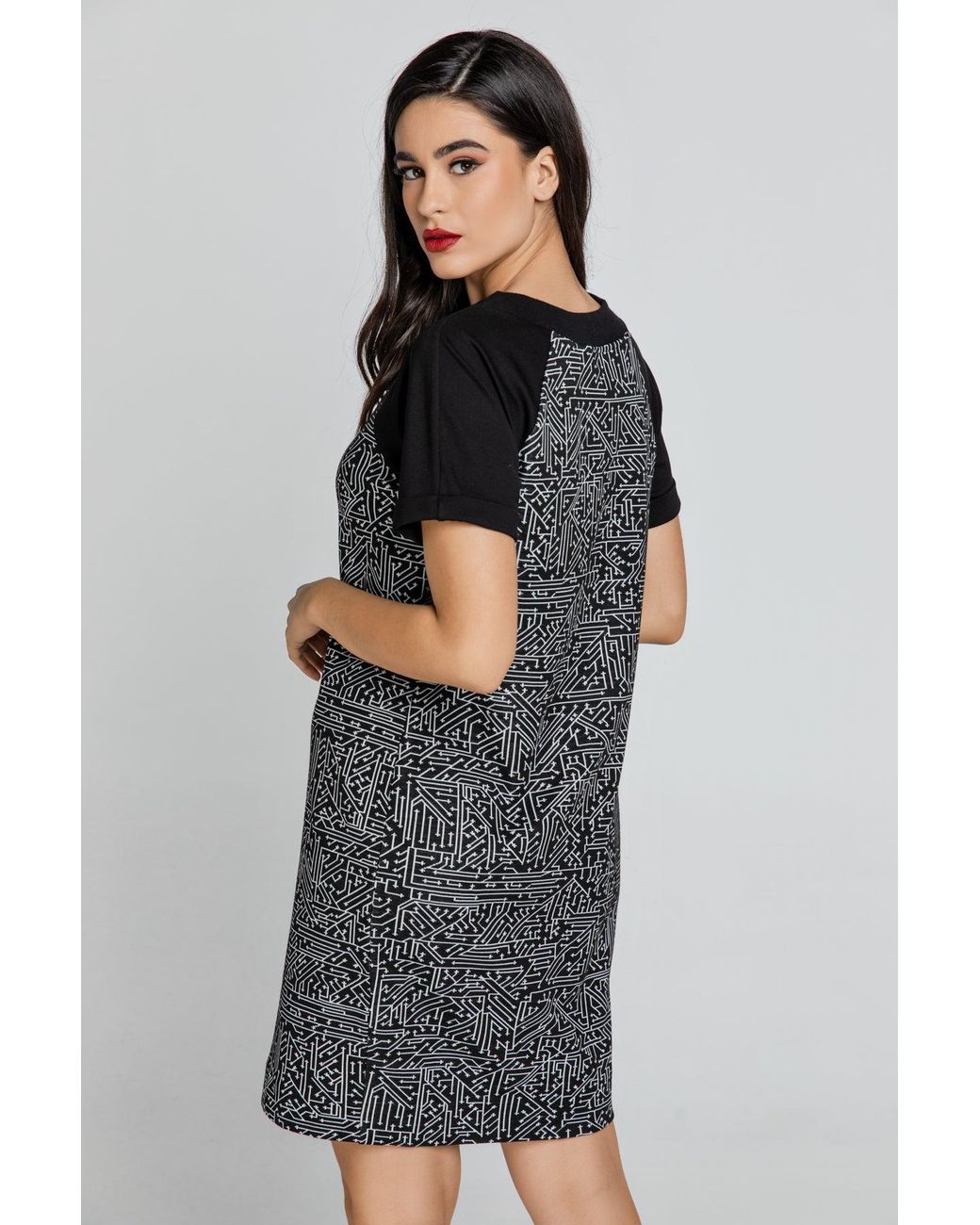 Conquista Black A Line Dress Fashion