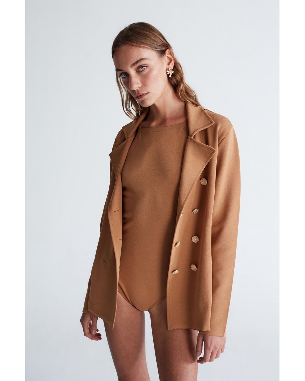 Peraluna Brown Katherine Standard Cut Knit Blazer