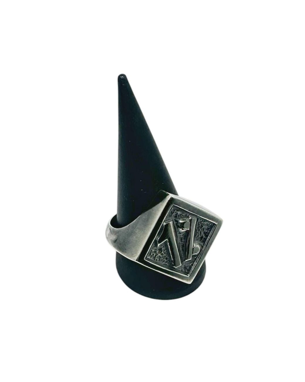 Tg-Jewellery by Tamara Gervasio Green Symbol Signet Ring for men