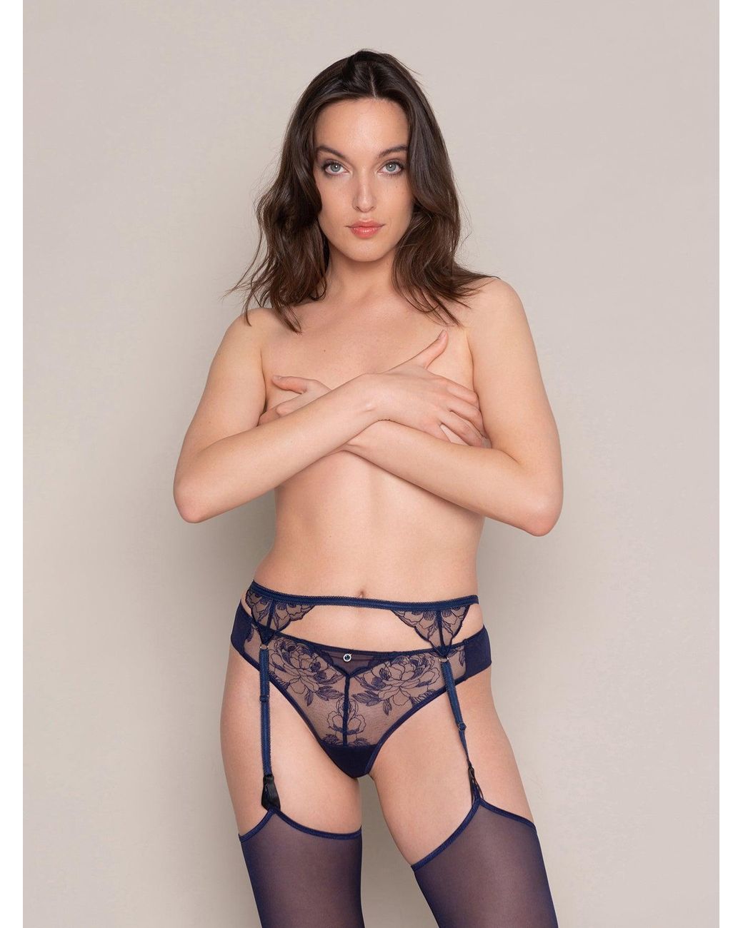 BonBon Lingerie White Coco Heart Suspender Belt