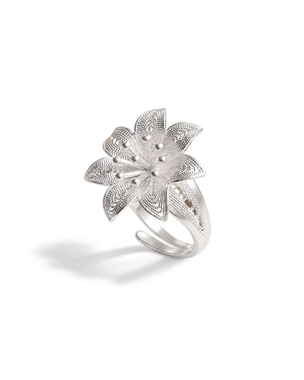 Yieon White Lily Fine Filigree Ring