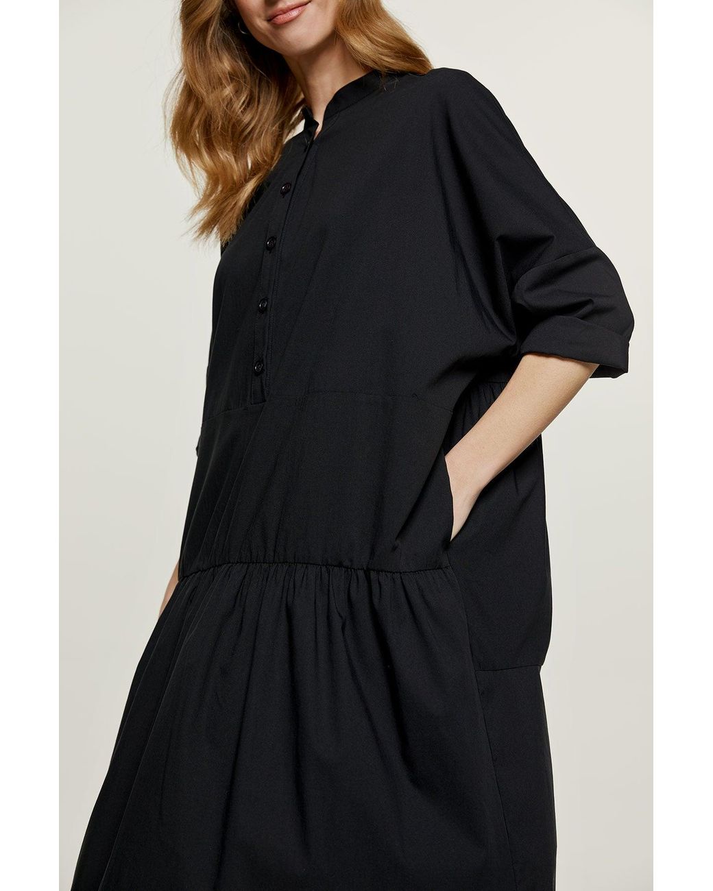 Conquista Black Oversized Dress With Buttons
