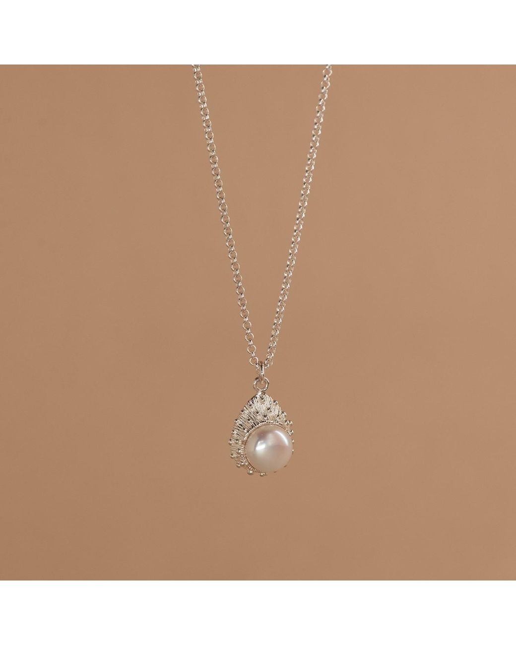 Zoe & Morgan Metallic Lulu Necklace