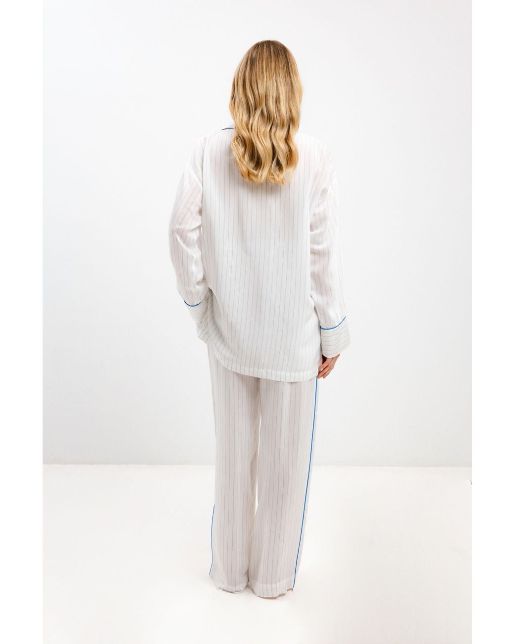 InAvati White Pyjama Pants