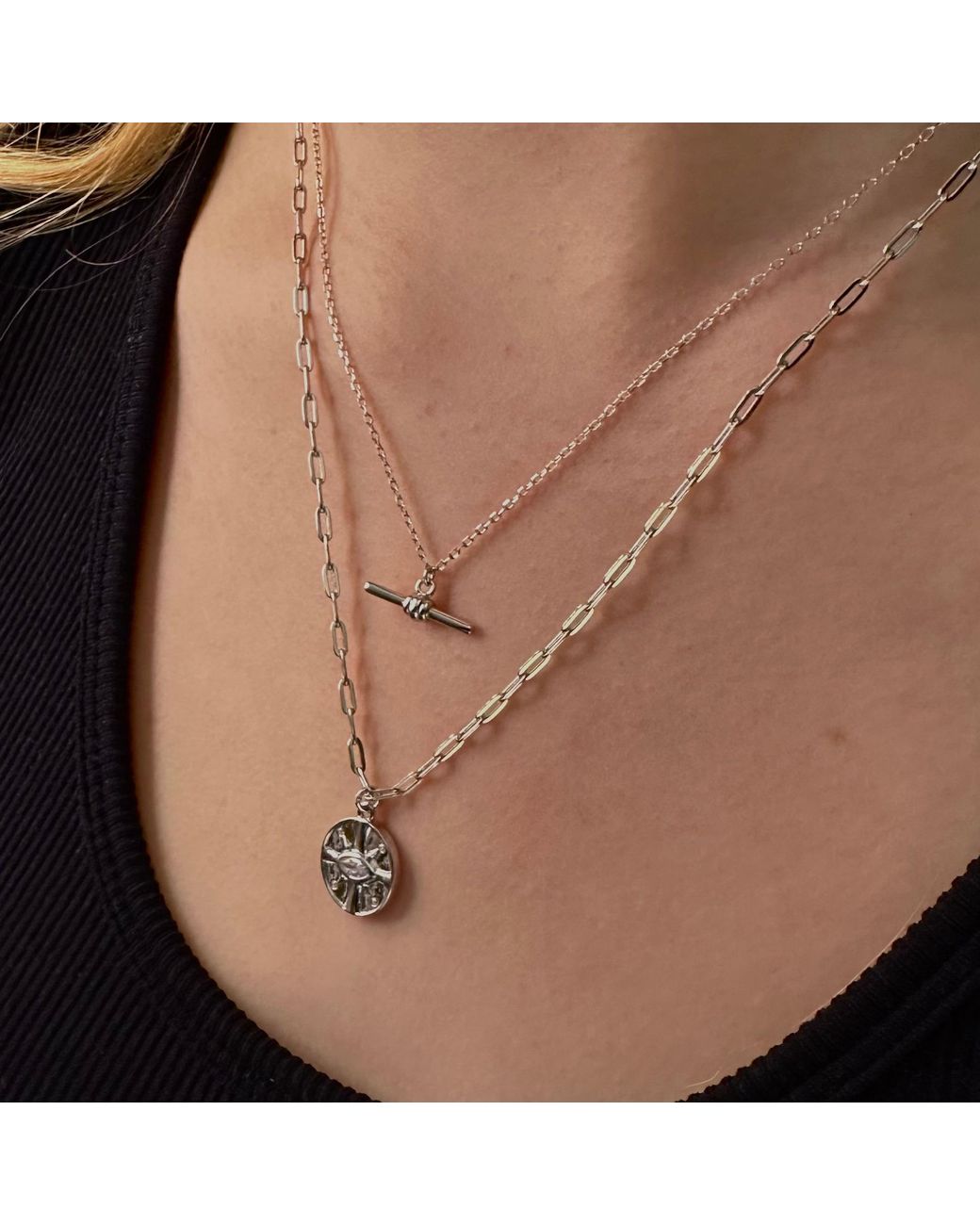 Clemence Wren Metallic T-Bar Pendant Necklace
