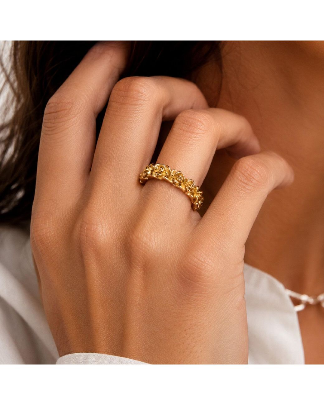 Unaloe Metallic Rose Crown Ring