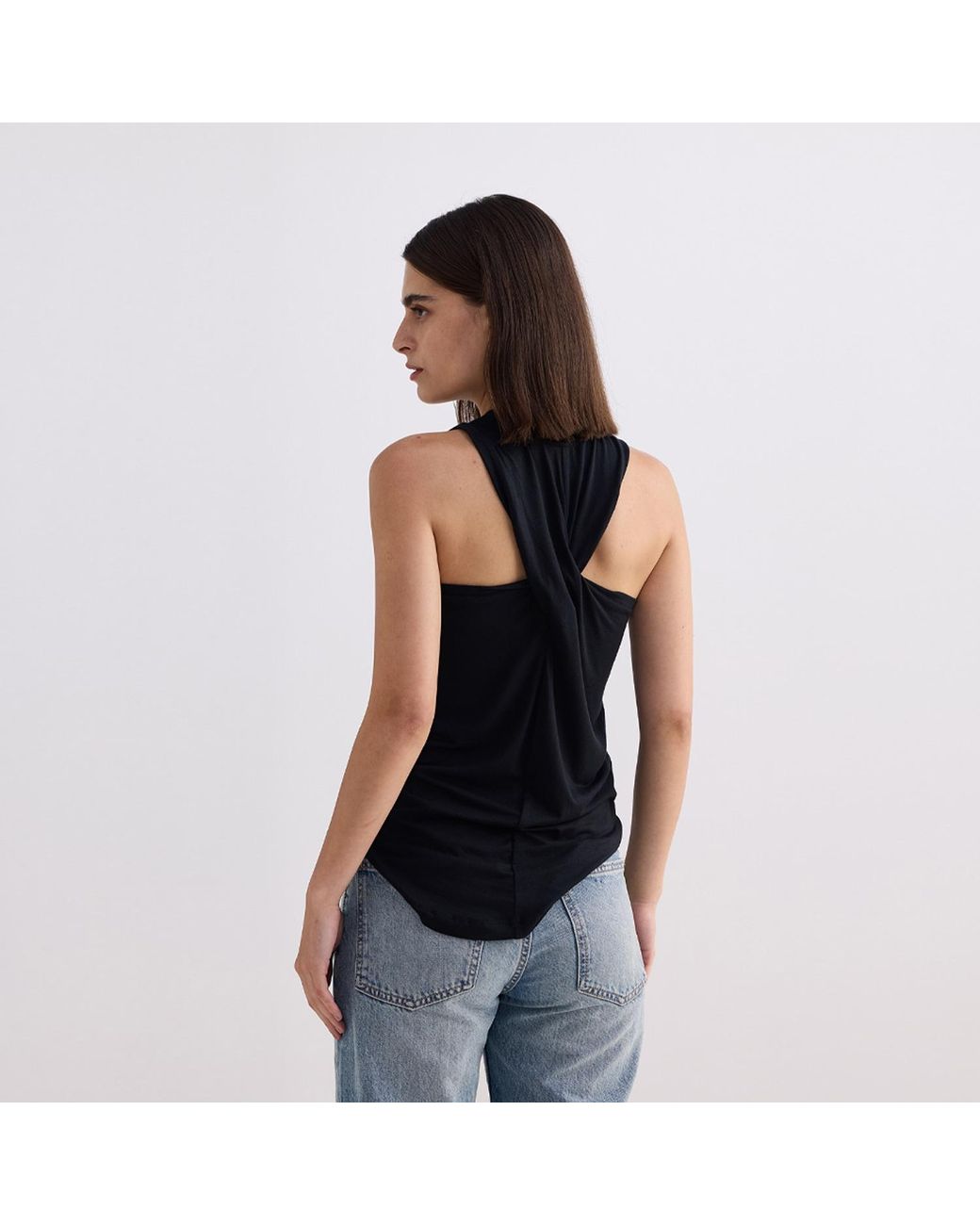 REISTOR Black Back To Basics Top