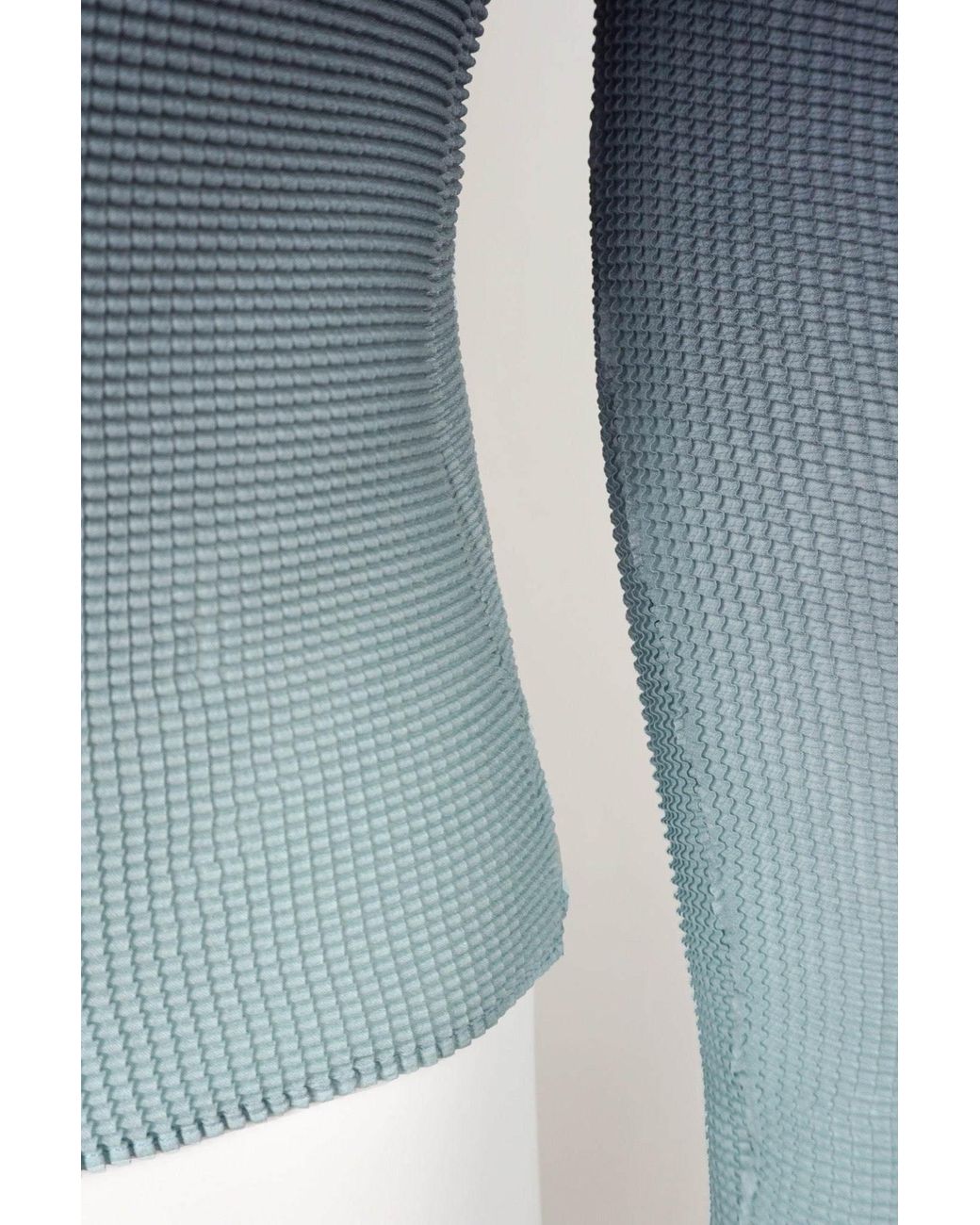 Wild Cosmos Blue Kate Ombre Honeycomb Top